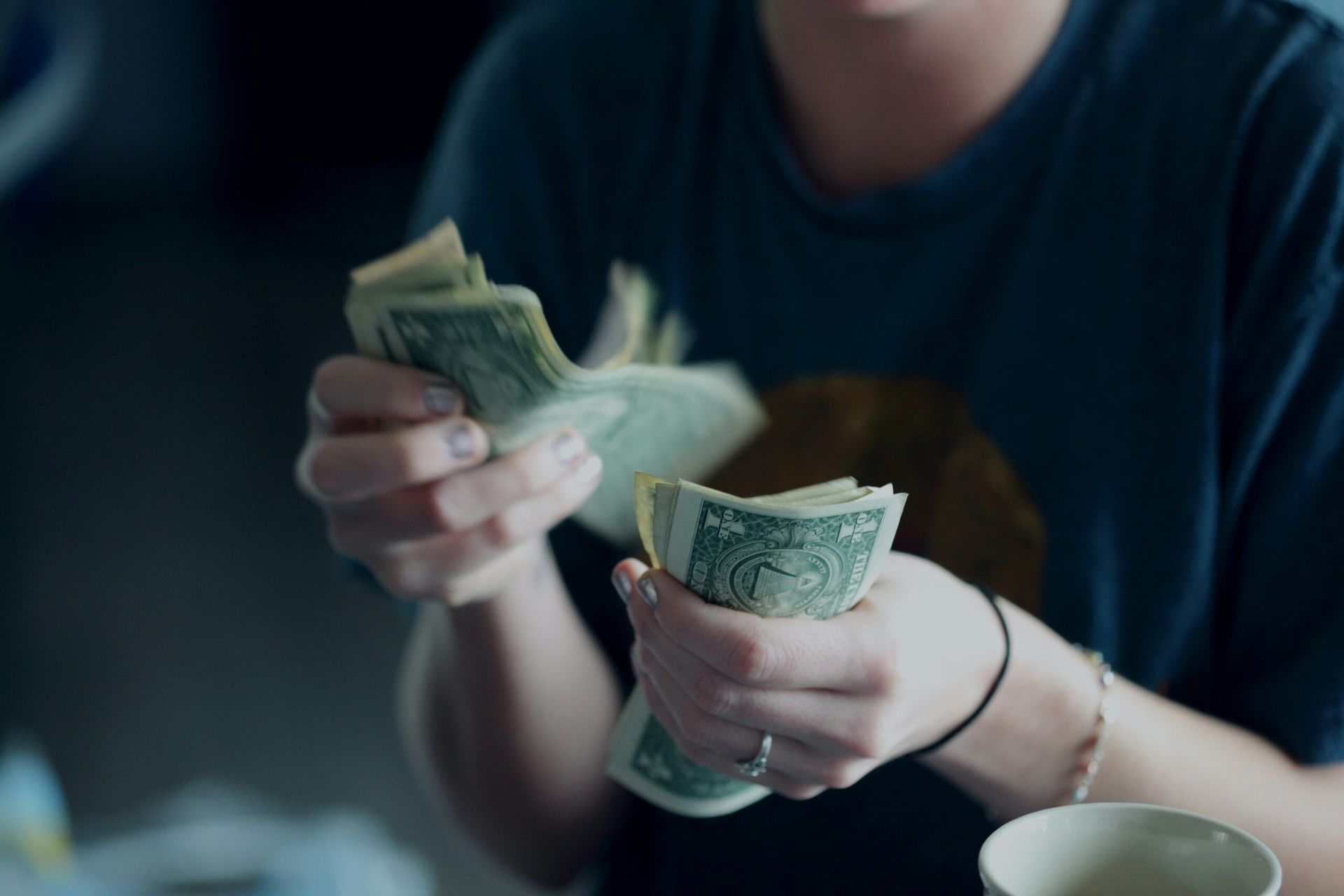 Alexander grey 8a5ej1 mmq unsplash