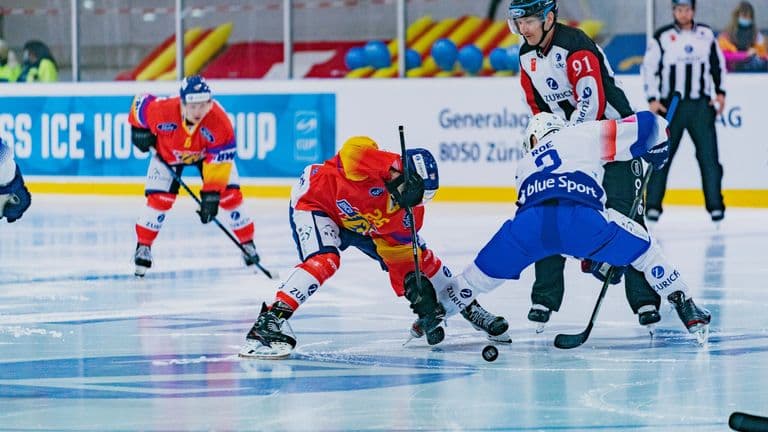 The Women’s National Hockey League (WNHL) Expansion and Its Impact on Women’s Sports (February 2024)