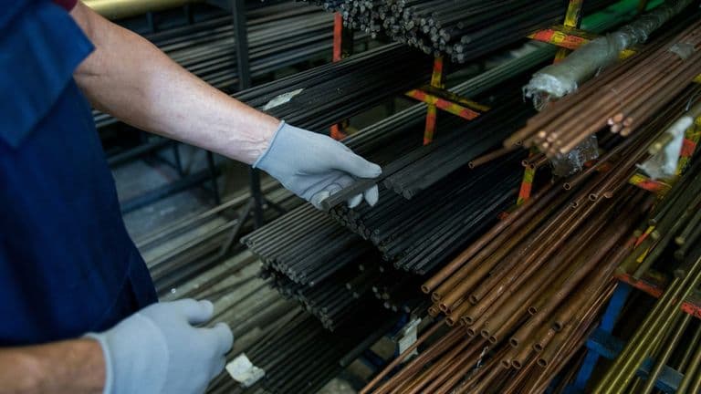 Trump Announces Reinstatement of 25% Tariff on Steel and Aluminum Imports