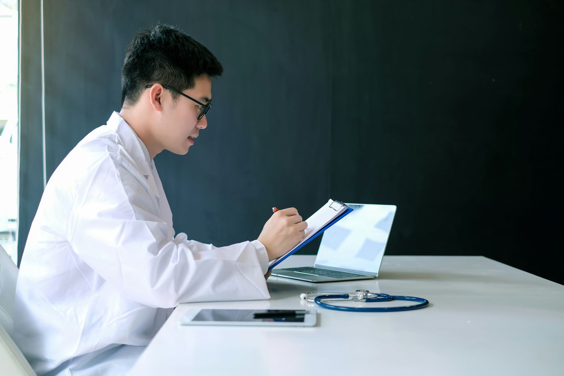 Men’s Prostate Health in February 2024: New Insights and Early Detection Technologies