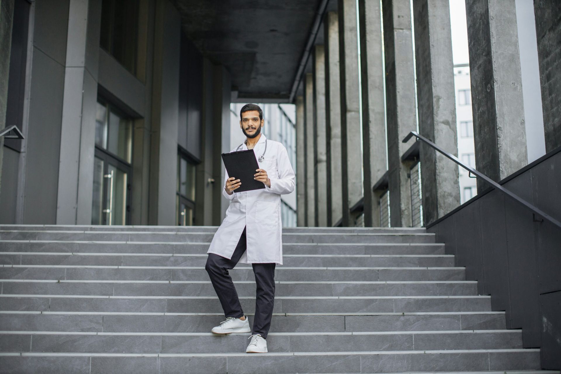 Wearable Tech Revolutionizing Men’s Health in 2024