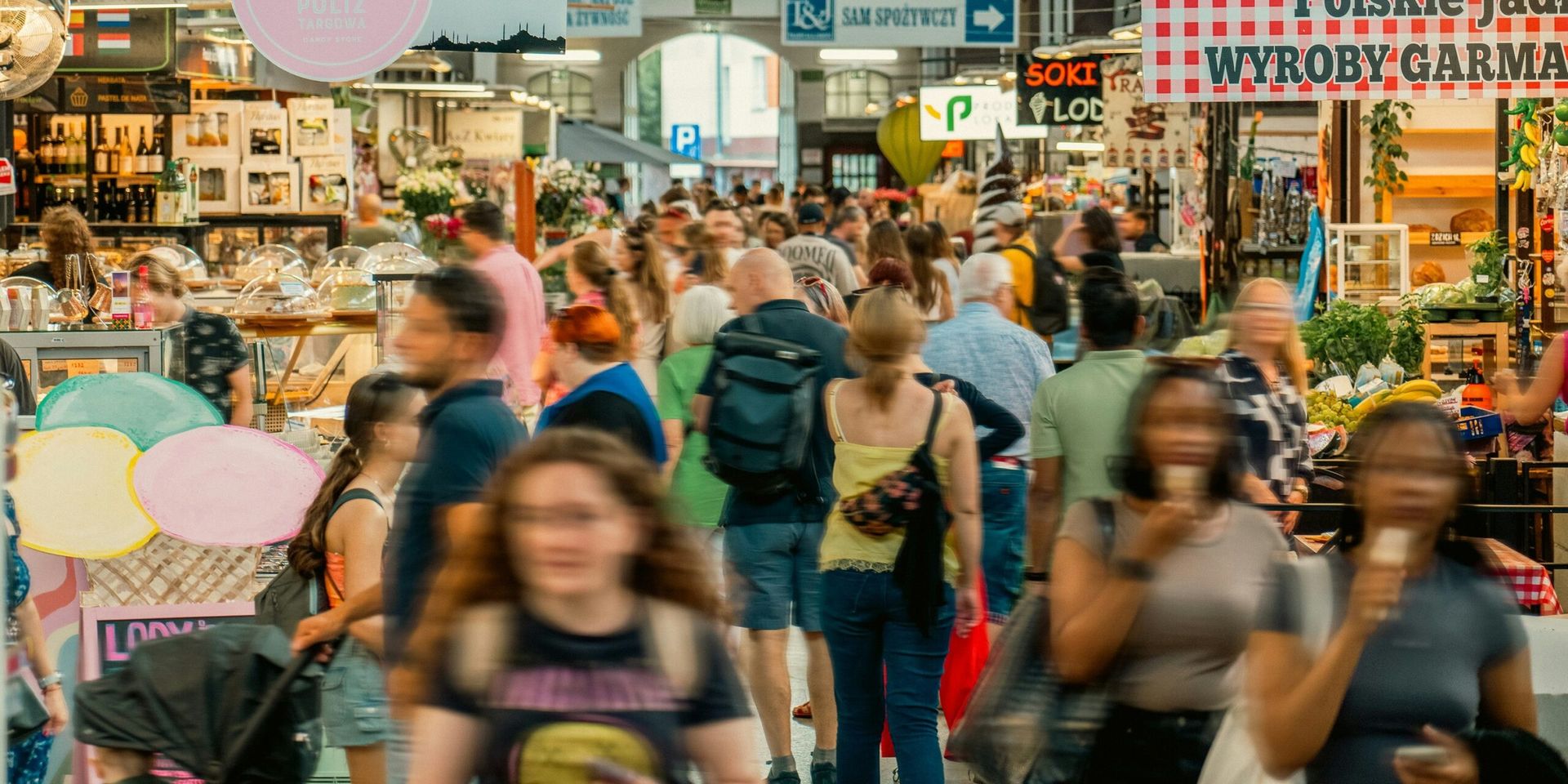 Consumer Confidence Index Drops to Lowest Level Since 2014 in January 2026