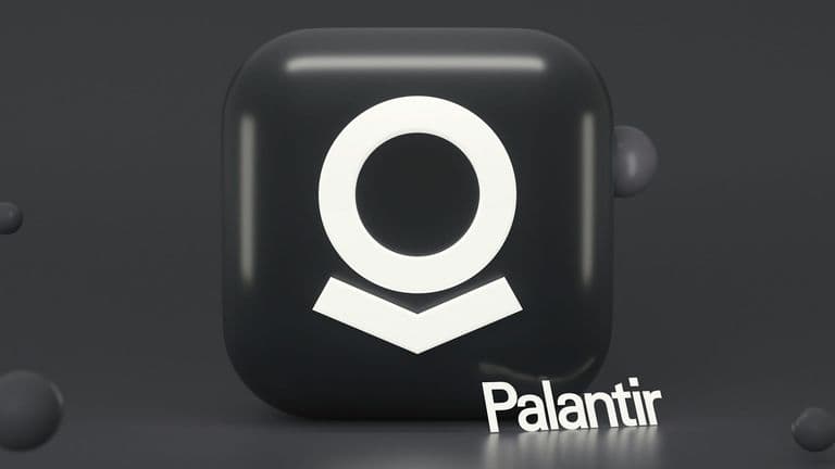 Palantir Shares Surge as AI-Driven Q2 Earnings Top Forecasts