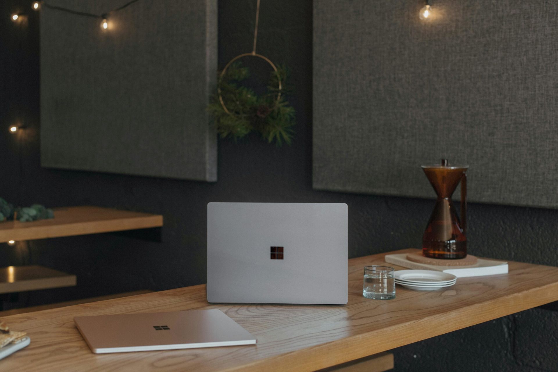 Surface clthkmqs0zi unsplash