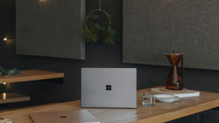 Surface clthkmqs0zi unsplash