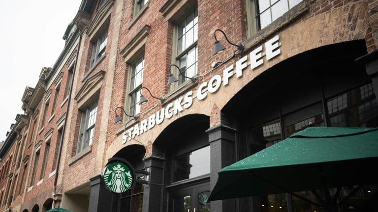 Starbucks Hosts 2026 Investor Day Unveiling Future Growth and Strategy