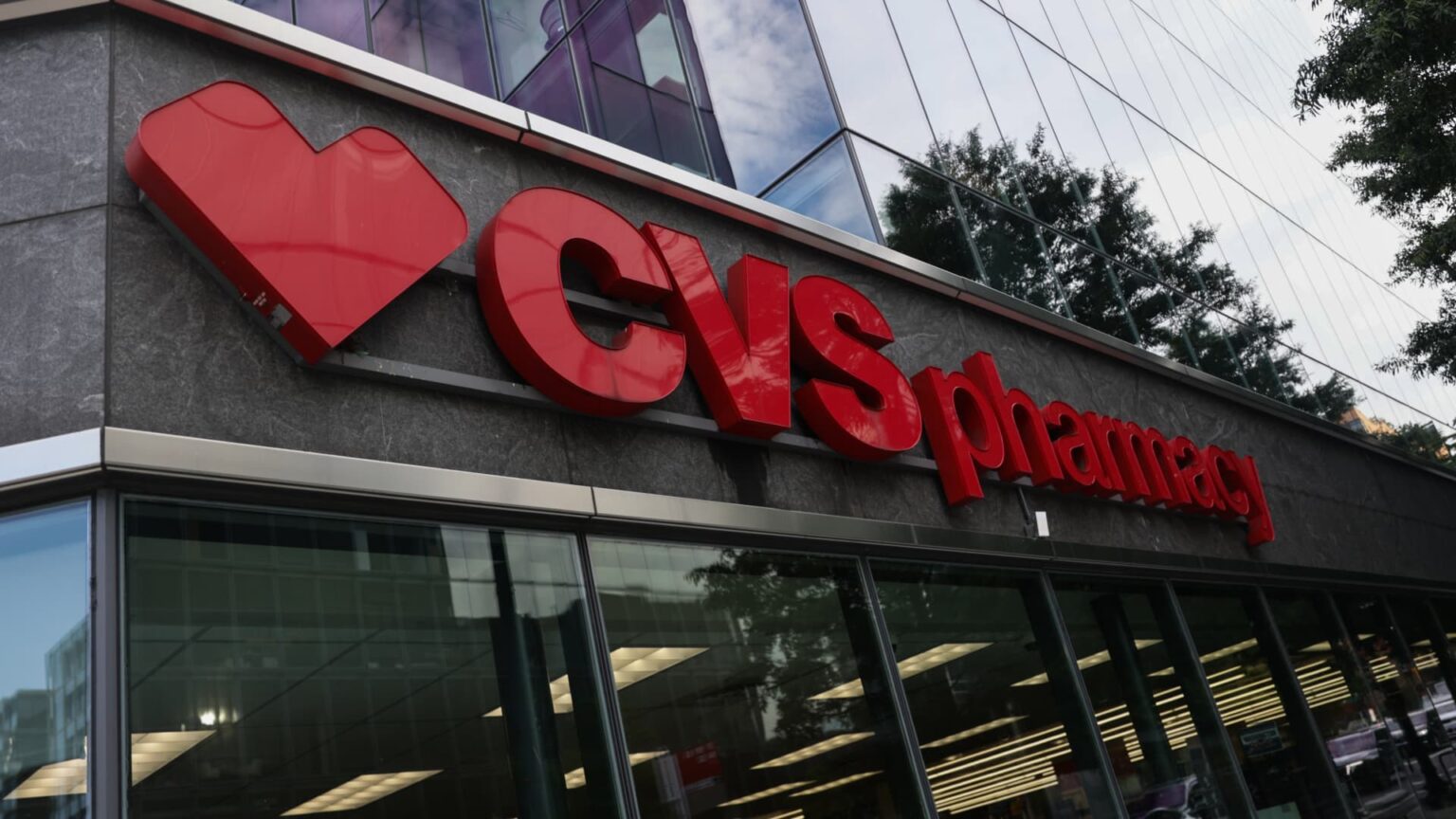 Cvs health reports strong q1 2025 earnings highlights